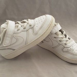 Nike boys shoes, 10c